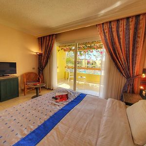 Standard Pool View Room