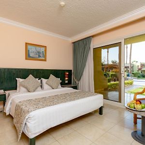 Standard Garden View Room